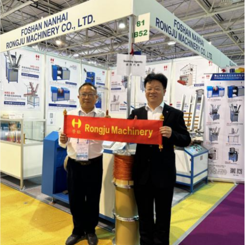Triễn Lãm Ở Trung tâm Hội chợ Triển lãm Expocentre, Moscow, Nga 2025 